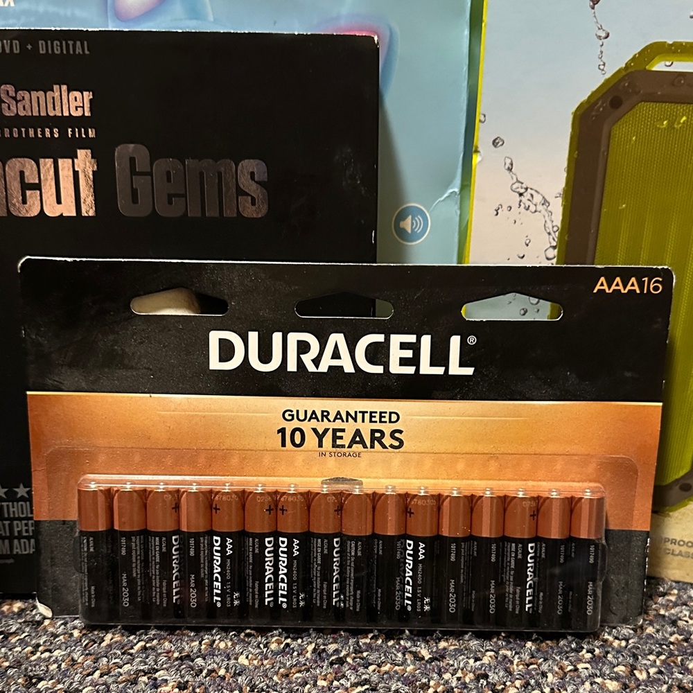 Duracell AAA Batteries - Black and Brown